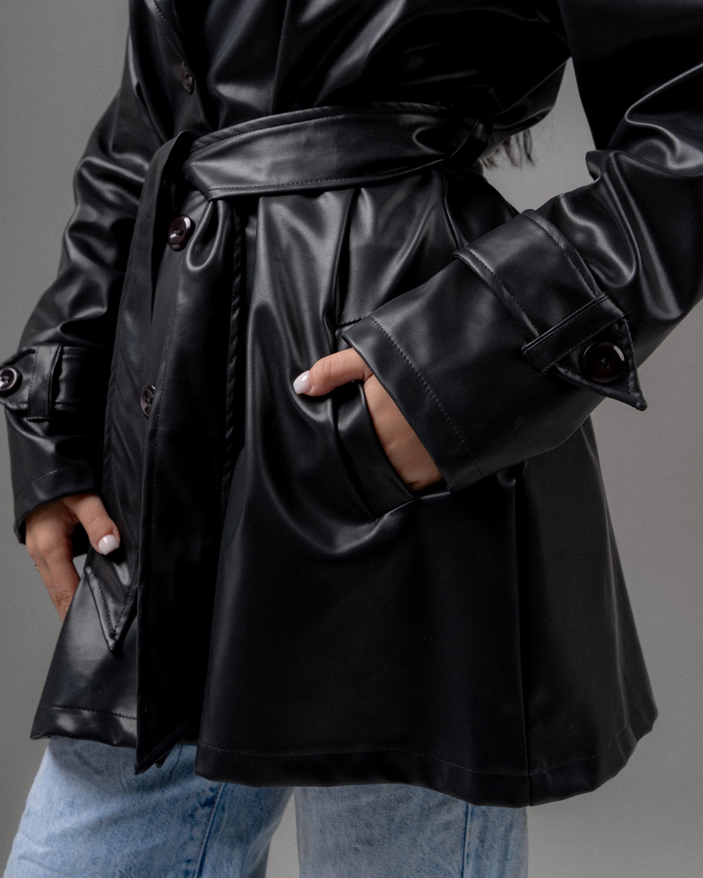 Chameleon Leather Short Coat in Black