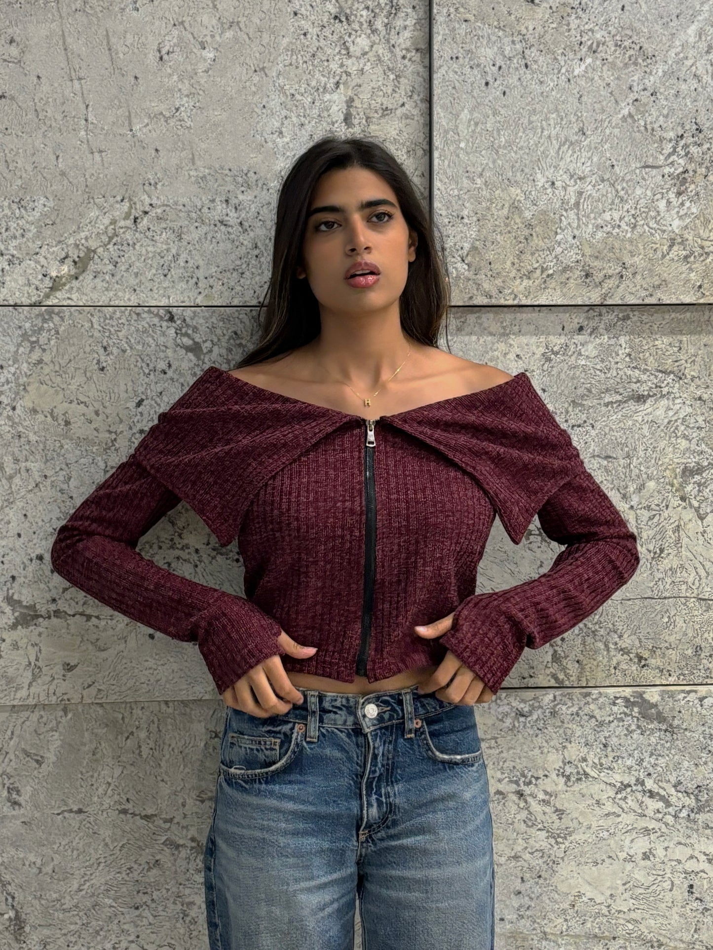 Refined Zipper Top in Burgundy