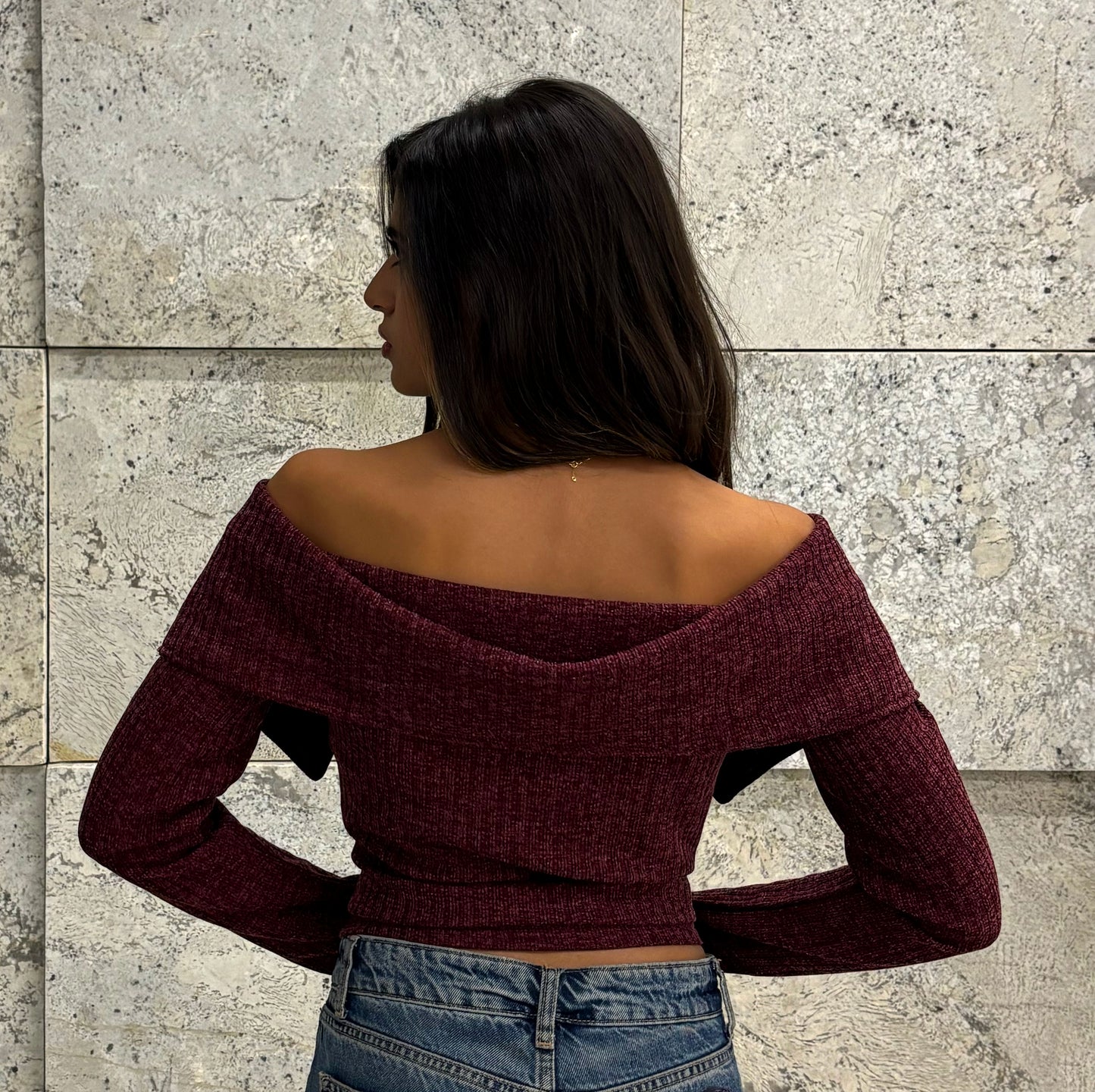 Refined Zipper Top in Burgundy